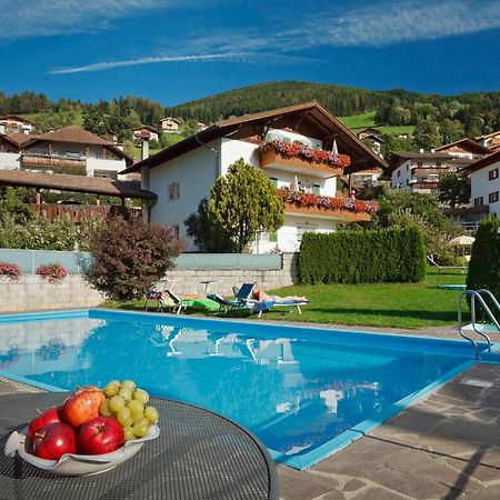 Haus Bernhard Daire Schenna Dış mekan fotoğraf